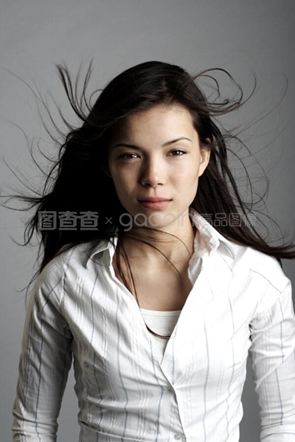 百丽独家 重生之都市修仙